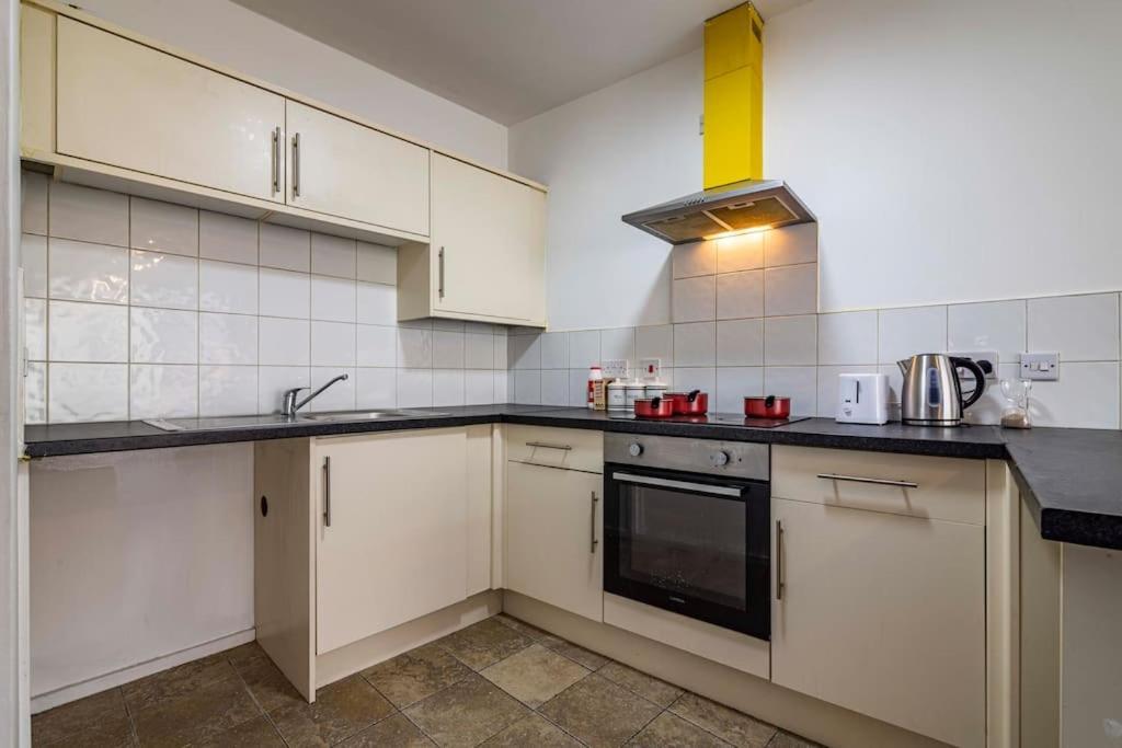 Apartament Modern Flat In Eastwood Town Centre Zewnętrze zdjęcie